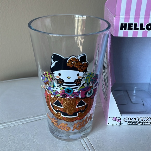 Hello kitty - Picture 11 of 12